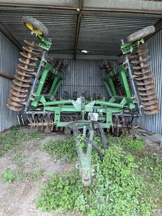 Image of John Deere 637 Primary image