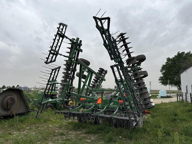 Image of John Deere 637 equipment image 2
