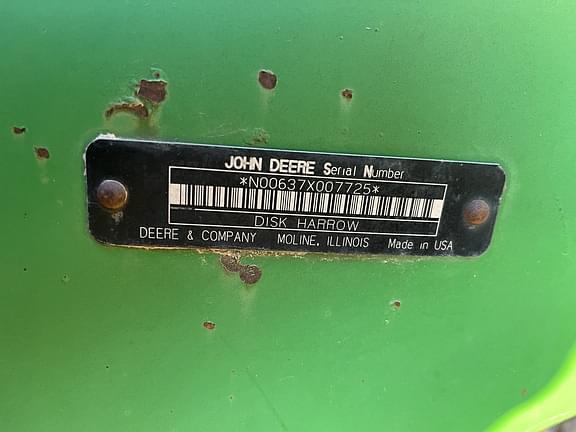 Image of John Deere 637 equipment image 2