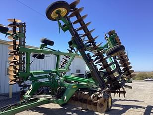 Main image John Deere 637 1