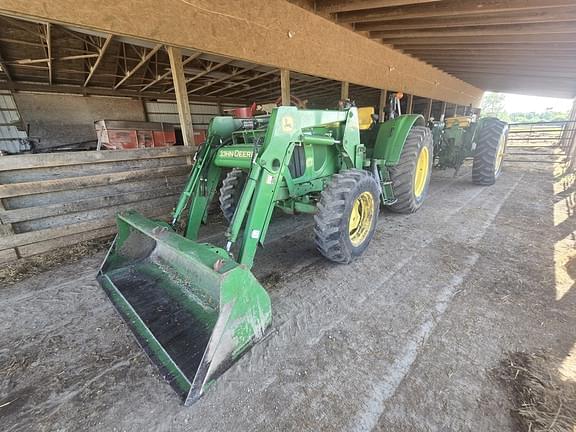 Image of John Deere 6415 equipment image 2