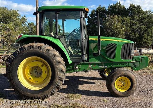 Image of John Deere 6415 equipment image 3