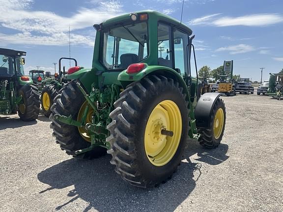 Image of John Deere 6420 equipment image 4