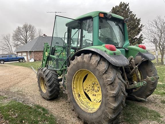 Image of John Deere 6420 equipment image 2