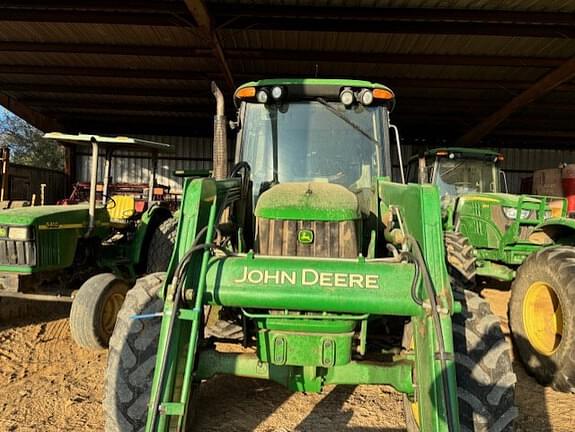 Image of John Deere 6420 equipment image 2