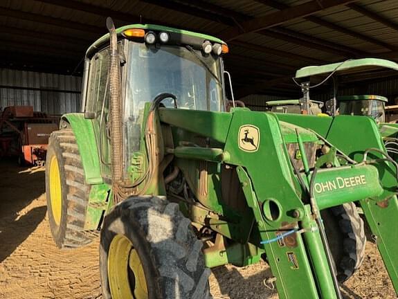 Image of John Deere 6420 equipment image 1