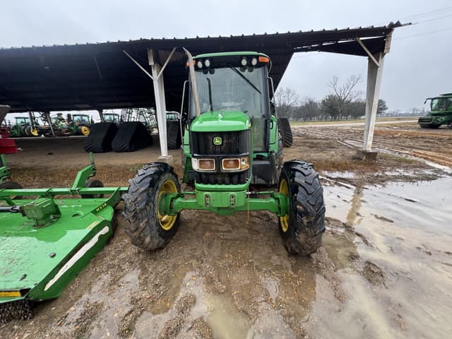 Image of John Deere 6420 equipment image 2