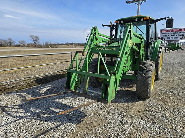 Image of John Deere 6420 equipment image 2