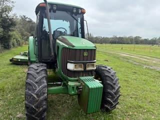 Image of John Deere 6420 equipment image 4