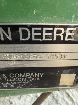 Image of John Deere 6420 equipment image 2