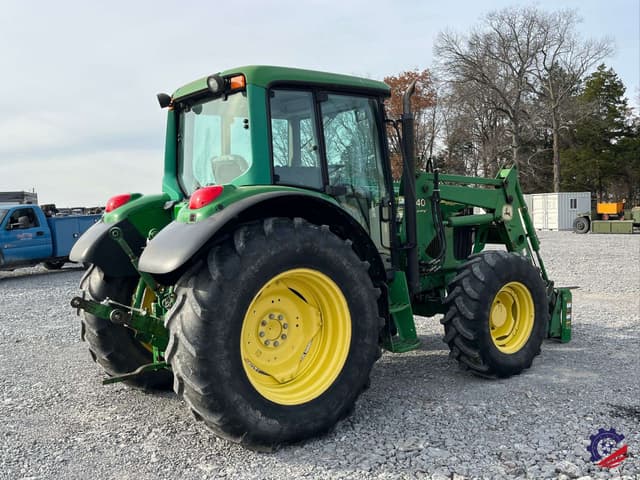 Image of John Deere 6420 equipment image 3