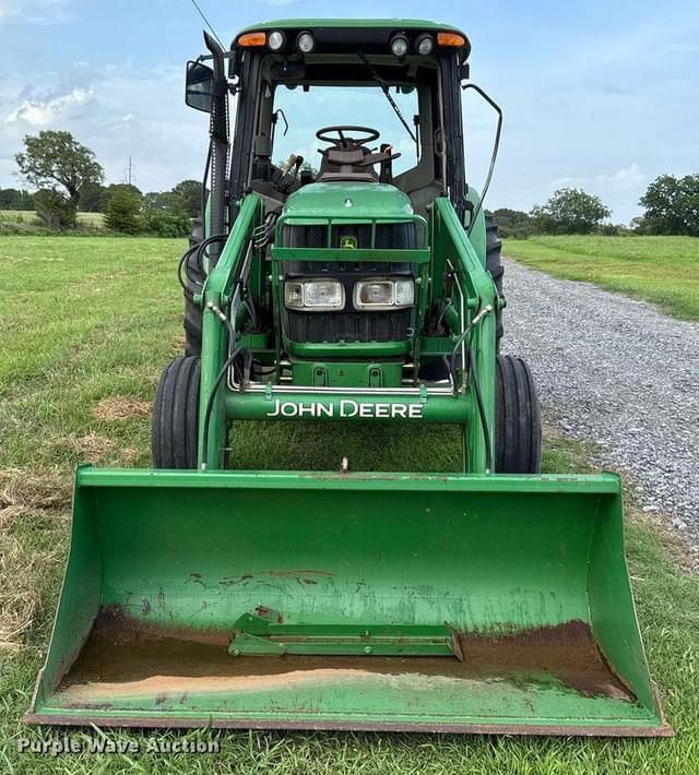Image of John Deere 6420 equipment image 1