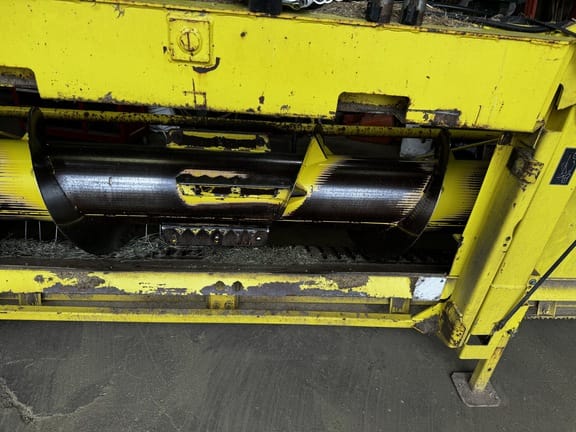 2005 John Deere 645B Equipment Image0