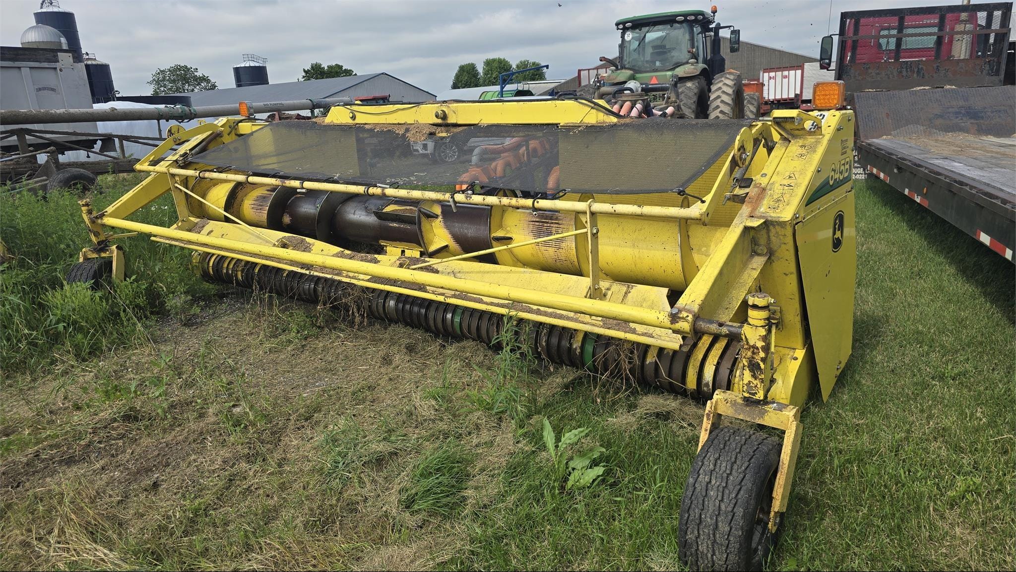 2005 John Deere 645B Equipment Image0