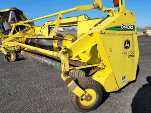 2005 John Deere 645B Image