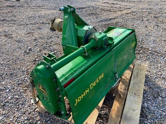 Main image John Deere 647