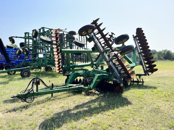 2005 John Deere 650 Equipment Image0