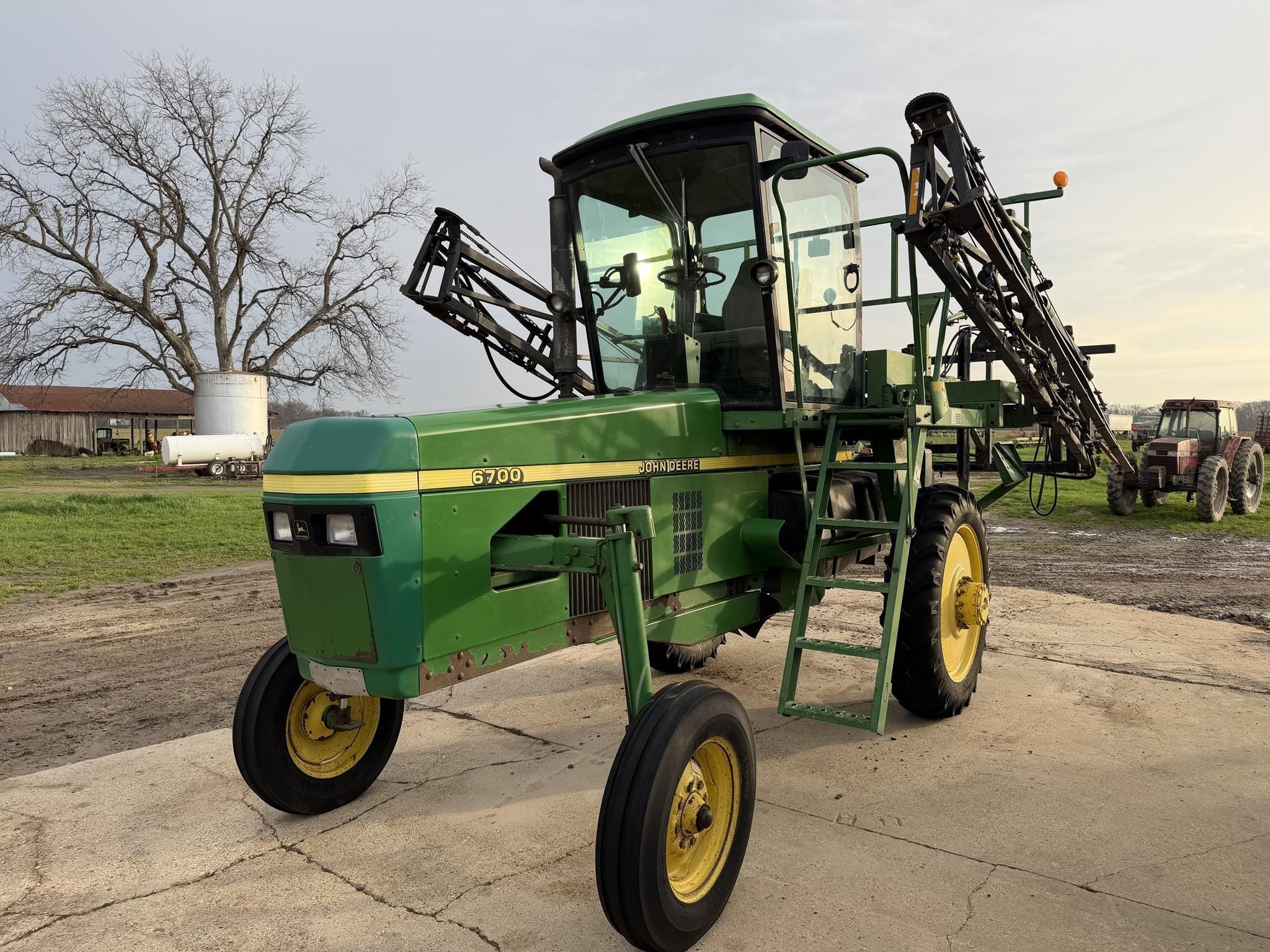 2005 John Deere 6700 Equipment Image0