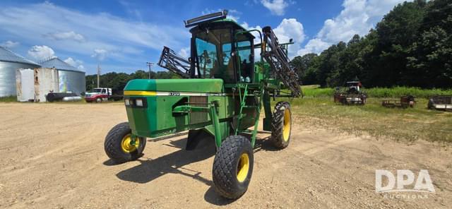 Image of John Deere 6700 equipment image 2