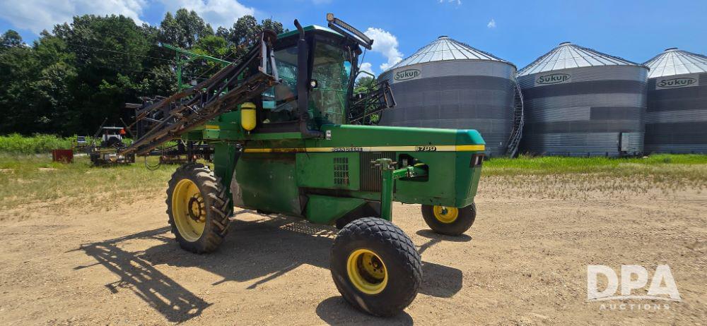 Image of John Deere 6700 Primary image