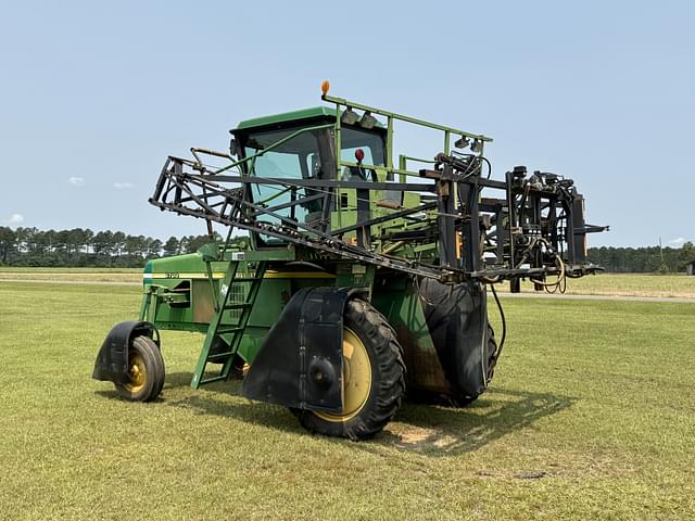 Image of John Deere 6700 equipment image 2