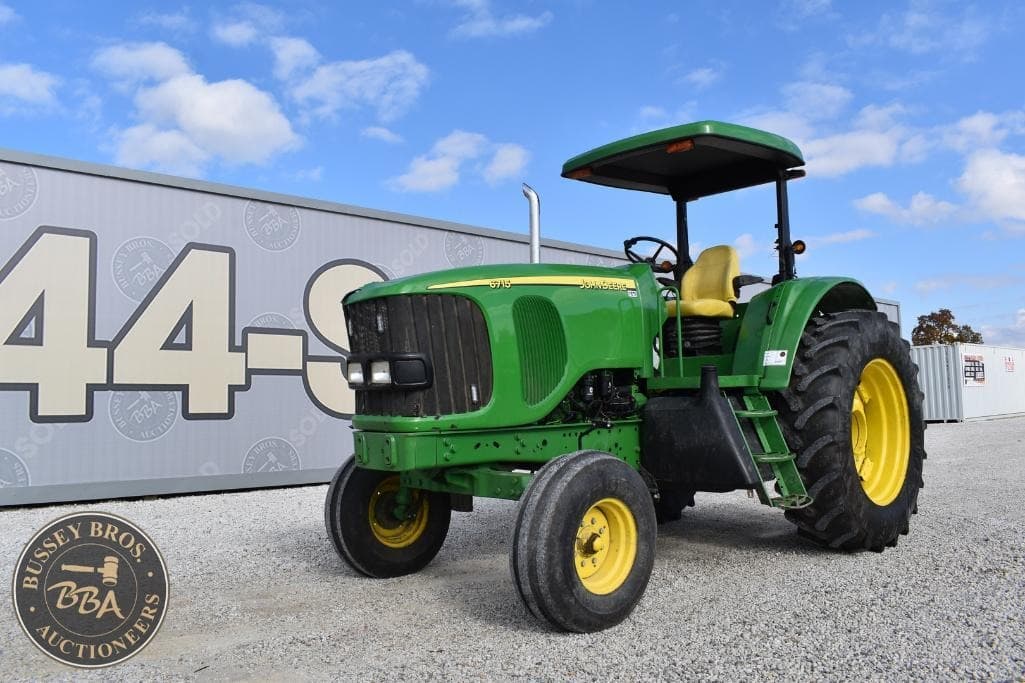 Image of John Deere 6715 Primary image