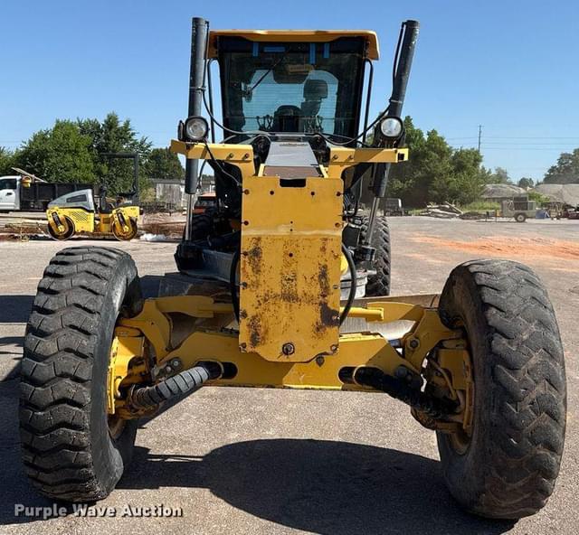 Image of John Deere 672D equipment image 1