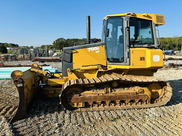 Image of John Deere 700J LGP equipment image 1