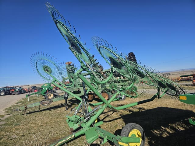 Image of John Deere 702 equipment image 1