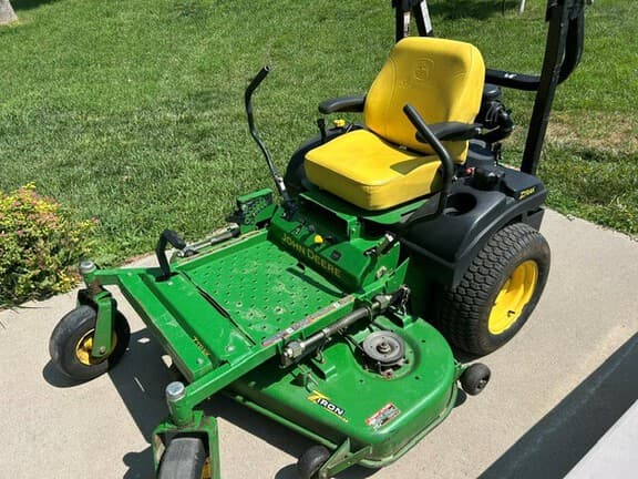 Image of John Deere 727A Primary image