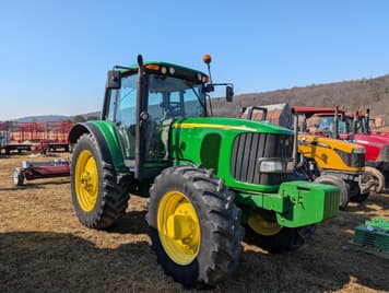 Main image John Deere 7320