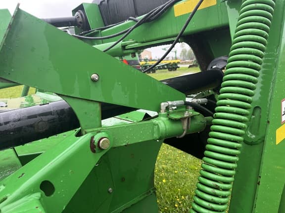 Image of John Deere 735 equipment image 2