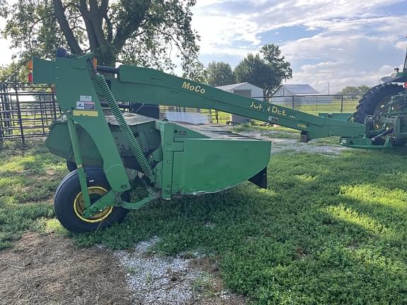 Image of John Deere 735 equipment image 3