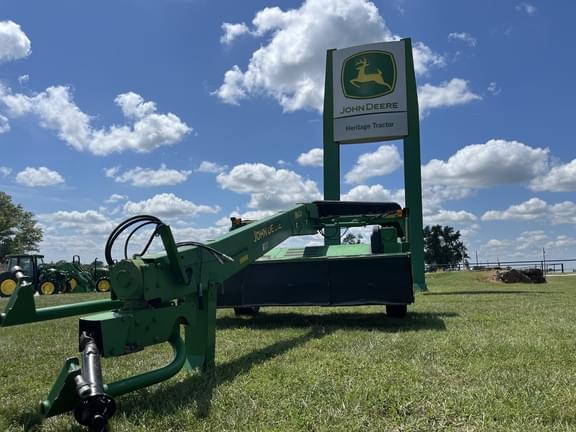 Image of John Deere 735 Primary image
