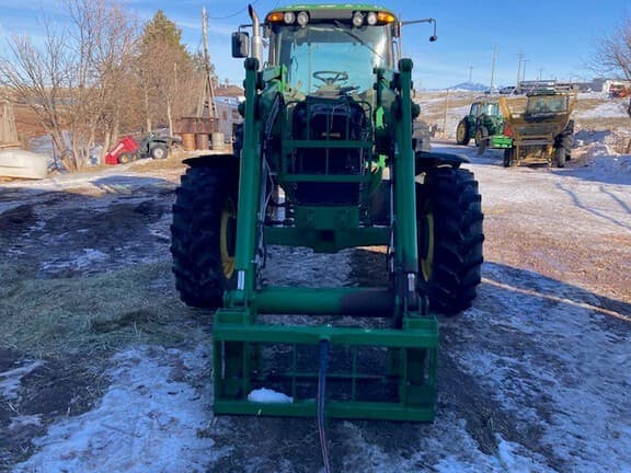 Image of John Deere 7420 equipment image 3