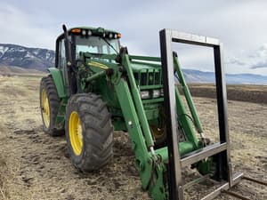 2005 John Deere 7420 Image