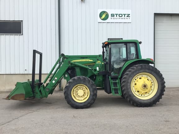 Image of John Deere 7420 equipment image 1