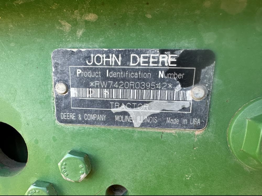Image of John Deere 7420 Image 1
