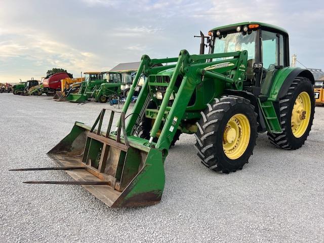 Image of John Deere 7420 Primary image