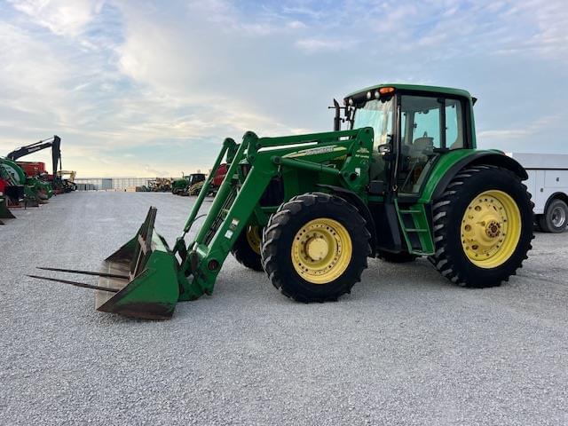 Image of John Deere 7420 equipment image 1