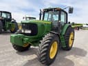 2005 John Deere 7420 Image