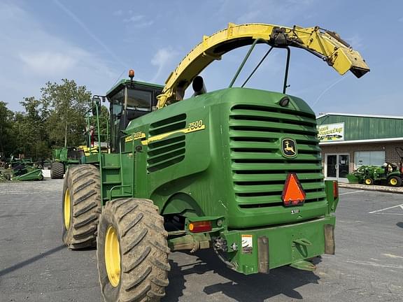 Image of John Deere 7500 equipment image 4
