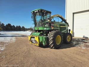 2005 John Deere 7500 Image