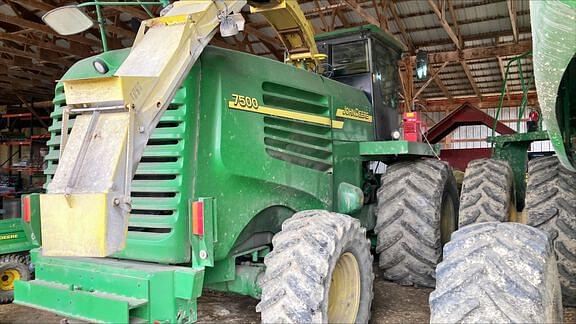 Image of John Deere 7500 equipment image 2