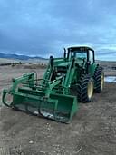 2005 John Deere 7520 Image