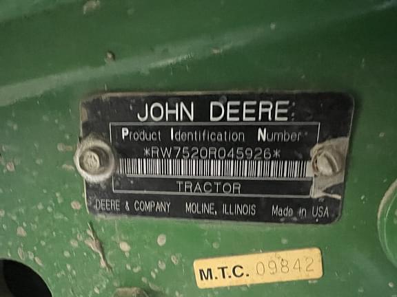 Image of John Deere 7520 equipment image 4