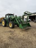 2005 John Deere 7520 Image