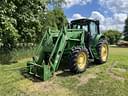 2005 John Deere 7520 Image