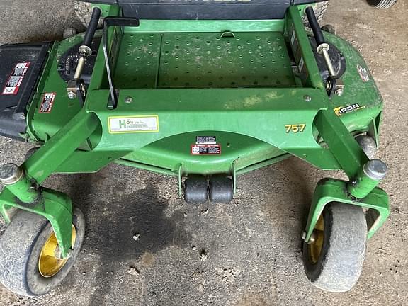 Image of John Deere 757 equipment image 2