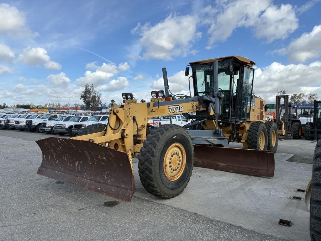 Image of John Deere 772D Primary image